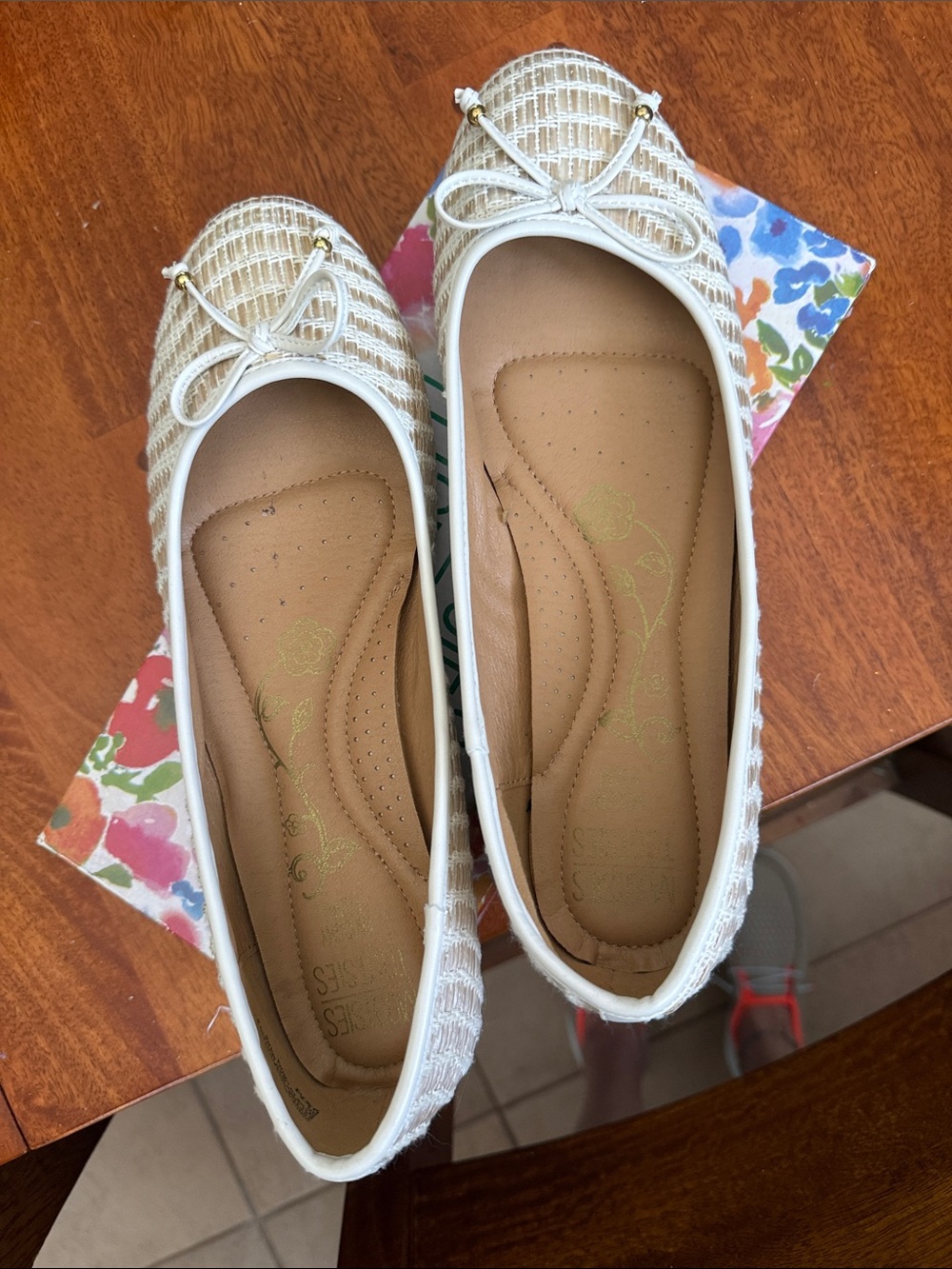 NIB- Mootsies Tootsies Ivory/Neutral Woven Ballet Flats with Bow Accent Size 9.5